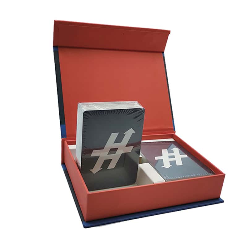 2 decks game cards with magnetic box — custom card printing