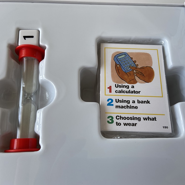 Custom charades learning card game view 3