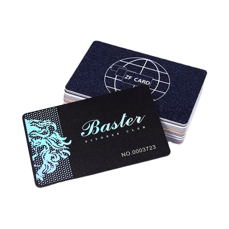 gold plastic business card view 3